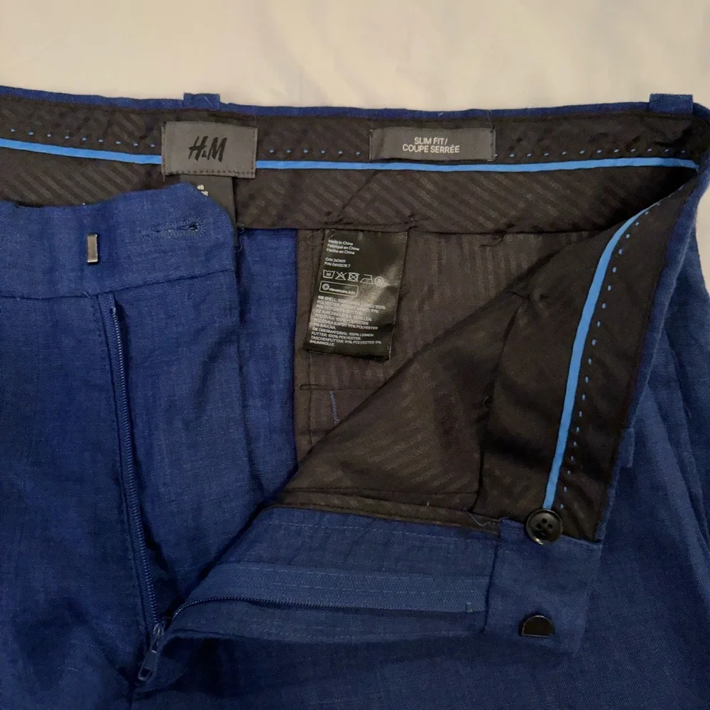H&M linen pants, blue, never worn, slim fit, size 33R